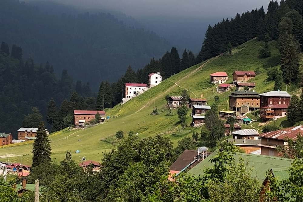 Doğu Karadeniz Turları ile Ayder, Uzungöl ve Batum’un Saklı Güzelliklerini Keşfedin