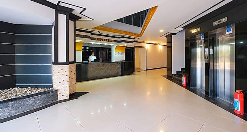 Clover Magic Garden Beach