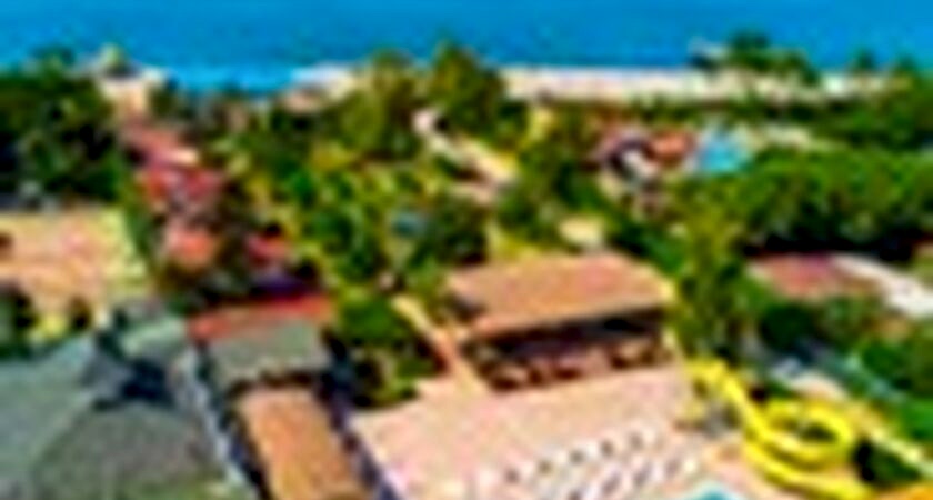 Clover Magic Garden Beach